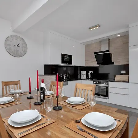 Luxury Sidro With Free Parking Apartamento